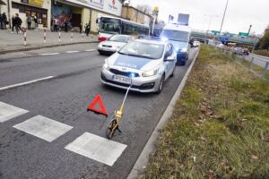 18.11.2021. Kielce. Potrącenie na ul. Żytniej / Jarosław Kubalski / Radio Kielce