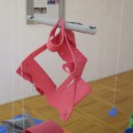 22.11.2021. Kielce. Wydział Sztuki UJK w Kielcach. Wystawa z cyklu: "Piękno użyteczne. Odsłony współczesnej sztuki wzornictwa". Anna Miarka - Rzeczy uniwersalne / Wiktor Taszłow / Radio Kielce