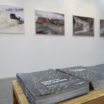 22.11.2021. Kielce. Wydział Sztuki UJK w Kielcach. Wystawa z cyklu: "Piękno użyteczne. Odsłony współczesnej sztuki wzornictwa". Axel von Hagen - Exhibition Design / Wiktor Taszłow / Radio Kielce