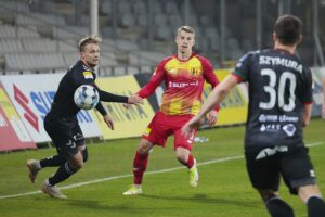 24.11.2021. Kielce. Mecz Fortuna 1 Ligi: Korona Kielce - GKS Tychy / Wiktor Taszłow / Radio Kielce