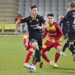 24.11.2021. Kielce. Mecz Fortuna 1 Ligi: Korona Kielce - GKS Tychy / Wiktor Taszłow / Radio Kielce
