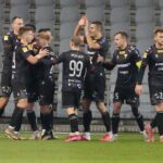 24.11.2021. Kielce. Mecz Fortuna 1 Ligi: Korona Kielce - GKS Tychy / Wiktor Taszłow / Radio Kielce