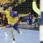 27.11.2021. Kielce. Mecz PGNiG Superligi: Łomża Vive Kielce - MKS Zagłębie Lubin / Wiktor Taszlow / Radio Kielce