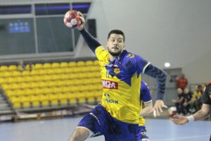 27.11.2021. Kielce. Mecz PGNiG Superligi: Łomża Vive Kielce - MKS Zagłębie Lubin / Wiktor Taszlow / Radio Kielce