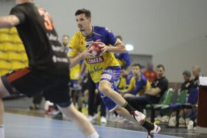 27.11.2021. Kielce. Mecz PGNiG Superligi: Łomża Vive Kielce - MKS Zagłębie Lubin / Wiktor Taszlow / Radio Kielce