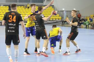 27.11.2021. Kielce. Mecz PGNiG Superligi: Łomża Vive Kielce - MKS Zagłębie Lubin / Wiktor Taszlow / Radio Kielce