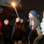 27.11.2021. Chęciny. Nocne zwiedzanie zamku / Wiktor Taszłow / Radio Kielce