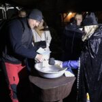 27.11.2021. Chęciny. Nocne zwiedzanie zamku / Wiktor Taszłow / Radio Kielce