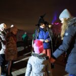 27.11.2021. Chęciny. Nocne zwiedzanie zamku / Wiktor Taszłow / Radio Kielce