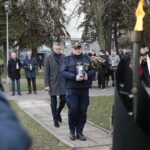28.11.2021. Kielce. Uroczystości 191. rocznicy wybuchu Powstania Listopadowego. Kwiaty składa Bogdan Wenta - prezydent Kielc / Wiktor Taszłow / Radio Kielce