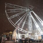 30.11.2021. Kielce. Przygotowania świątecznych iluminacji i atrakcji / Wiktor Taszłow / Radio Kielce