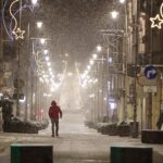 30.11.2021. Kielce. Przygotowania świątecznych iluminacji i atrakcji / Wiktor Taszłow / Radio Kielce