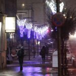 30.11.2021. Kielce. Przygotowania świątecznych iluminacji i atrakcji / Wiktor Taszłow / Radio Kielce