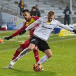 30.11.2021. Kielce. Mecz 1/8 finału Fortuna Pucharu Polski: Korona Kielce - Górnik Łęczna / Wiktor Taszlow / Radio Kielce