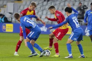 03.11.2021. Kielce. Mecz 1/16 finału Pucharu Polski: Korona Kielce - Stomil Olsztyn / Wiktor Taszłow / Radio Kielce