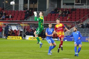 03.11.2021. Kielce. Mecz 1/16 finału Pucharu Polski: Korona Kielce - Stomil Olsztyn / Wiktor Taszłow / Radio Kielce