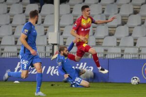 03.11.2021. Kielce. Mecz 1/16 finału Pucharu Polski: Korona Kielce - Stomil Olsztyn / Wiktor Taszłow / Radio Kielce