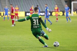 03.11.2021. Kielce. Mecz 1/16 finału Pucharu Polski: Korona Kielce - Stomil Olsztyn / Wiktor Taszłow / Radio Kielce