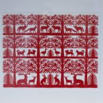 05.11.2021. Kielce. Wystawa "Podróże wycinanek" w Dworku Laszczyków / Wiktor Taszłow / Radio Kielce