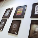 05.11.2021. Kielce. Wystawa "Podróże wycinanek" w Dworku Laszczyków / Wiktor Taszłow / Radio Kielce