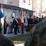 10.11.2021. Kielce. Odsłonięcie tablicy upamiętniającej generała Bolesława Roję / Wiktor Taszłow / Radio Kielce