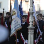 10.11.2021. Kielce. Odsłonięcie tablicy upamiętniającej generała Bolesława Roję / Wiktor Taszłow / Radio Kielce