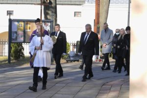 10.11.2021. Kielce. Pogrzeb Marka Michniaka / Wiktor Taszłow / Radio Kielce