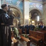 10.11.2021. Kielce. Pogrzeb Marka Michniaka / Wiktor Taszłow / Radio Kielce