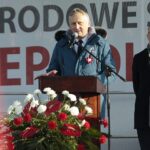 11.11.2021. Kielce. Obchody 103. rocznicy odzyskania przez Polskę niepodległości. Na zdjęciu (od lewej): Zbigniew Koniusz - wojewoda świętokrzyski, Piotr Wawrzyk - wiceminister spraw zagranicznych / Wiktor Taszłow / Radio Kielce