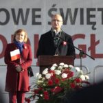 11.11.2021. Kielce. Obchody 103. rocznicy odzyskania przez Polskę niepodległości. Na zdjęciu (od lewej): Anna Krupka - wiceminister sportu, Piotr Wawrzyk - wiceminister spraw zagranicznych / Wiktor Taszłow / Radio Kielce