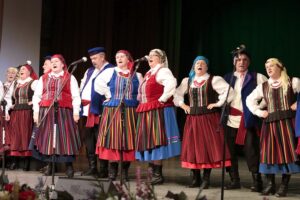 13.11.2021. Kielce, WDK. Dzień Folkloru Świętokrzyskiego / Wiktor Taszłow / Radio Kielce