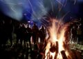 Gdzie w Kielcach można legalnie zorganizować grilla lub ognisko? - Radio Kielce 14.04.2016 Kielce. Z okazji 1050 rocznicy Chrztu Polski strażacy z OSP Niewachlów rozpalili Ognisko Ducha Świętego. / Jarosław Kubalski / Radio Kielce