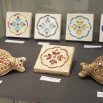 04.11.2021 Kielce. Zespół Państwowych Szkół Plastycznych. Wystawa prac uczniów, które powstały podczas wizyty młodzieży w Hiszpanii / Jarosław Kubalski / Radio Kielce