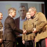 06.11.2021 Kielce.WDK. IV Gala wręczenia Nagród Imienia Generała Dywizji Bolesława Wieniawy- Długoszowskiego. Na zdjęciu od lewej: generał Jarosław Gromadziński, senator Krzysztof Słoń, Krzysztof Skłodowski - kustosz w Muzeum Okręgowym w Suwałkach i Jerzy Brzozowski - dyrektor Muzeum Okręgowym w Suwałkach / Jarosław Kubalski / Radio Kielce