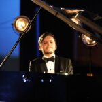 20.11.2021 Kielce. Zespół Państwowych Szkół Muzycznych. Koncert finalisty Konkursu Chopinowskiego Kamila Pacholca. Na zdjęciu Kamil Pacholec / Jarosław Kubalski / Radio Kielce