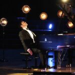 20.11.2021 Kielce. Zespół Państwowych Szkół Muzycznych. Koncert finalisty Konkursu Chopinowskiego Kamila Pacholca. Na zdjęciu Kamil Pacholec / Jarosław Kubalski / Radio Kielce