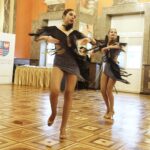 19.11.2021 Kielce. WDK. Nagrody Talenty Świętokrzyskie 2021 dla uzdolnionej młodzieży. Tańczą Natalia Głuc i Olga Szaruga / Jarosław Kubalski / Radio Kielce