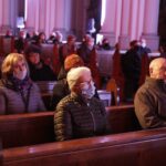 20.11.2021 Kielce. Kościół Św. Krzyża. Koncert patriotyczny w wykonaniu zespołu Sonanto / Jarosław Kubalski / Radio Kielce