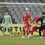 20.11.2021 Kielce.18. kolejka Fortuna 1 Ligi. Mecz Skra Częstochowa - Korona Kielce / Jarosław Kubalski / Radio Kielce