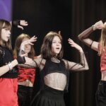 21.11.2021 Kielce. WDK. Międzynarodowy Festiwal im. Henryka Morysa i Andrzeja Litwina. Zespół Cha Cha / Jarosław Kubalski / Radio Kielce