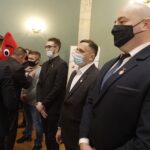 26.11.2021 Kielce. WDK. Odznaczenia i wyróżnienia dla Honorowych Krwiodawców / Jarosław Kubalski / Radio Kielce