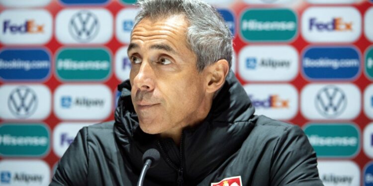 11.11.2021. Andorra la Vella, Andora. Selekcjoner piłkarskiej reprezentacji Polski Paulo Sousa na konferencji prasowej podczas zgrupowania kadry / PAP