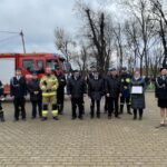 09.11.2021. Ćmielów. Uroczyste powitanie średniego samochodu ratowniczo-gaśniczego na potrzeby OSP Ćmielów / Emilia Sitarska / Radio Kielce