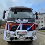 09.11.2021. Ćmielów. Uroczyste powitanie średniego samochodu ratowniczo-gaśniczego na potrzeby OSP Ćmielów / Emilia Sitarska / Radio Kielce