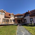 06.11.2021. Nowy Skoszyn, w gminie Waśniów. Wsparcie Domu Opieki Św. Brata Alberta „Nasze gospodarstwo” / Emilia Sitarska / Radio Kielce