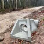 24.11.2021. Zagnańsk. Budowa ścieżki rowerowej / Wiktor Taszłow / Radio Kielce