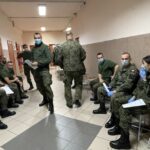 27.11.2021. Ostrowiec Świętokrzyski. Akcja krwiodawstwa 103. Batalionu Lekkiej Piechoty WOT / Emilia Sitarska / Radio Kielce