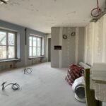 03.11.2021. Ostrowiec Świętokrzyski. Budynek przy Alei 3 Maja w trakcie remontu / Emilia Sitarska / Radio Kielce