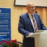 17.11.2021. Kielce. Rozstrzygnięcie konkursu „Pracodawca - organizator pracy bezpiecznej” 2021. Na zdjęciu: Adam Derza - kierownik Okręgowego Inspektoratu Pracy w Kielcach / Paulina Michta / Radio Kielce