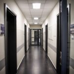 29.11.2021. Kazimierza Wielka. Uroczyste otwarcie Komendy Powiatowej Policji po remoncie / KPP Kazimierza Wielka